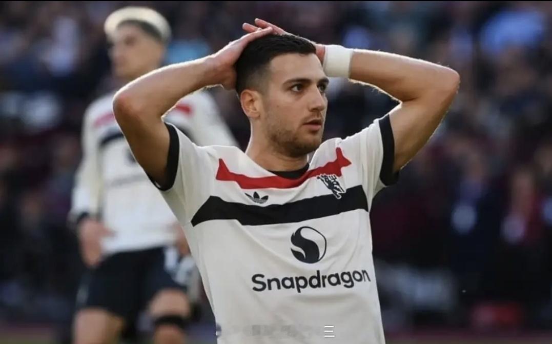 红魔十年换帅风云！卢克·肖+达洛特成唯一幸存者 历经七任主帅屹立不倒曼联近十年帅