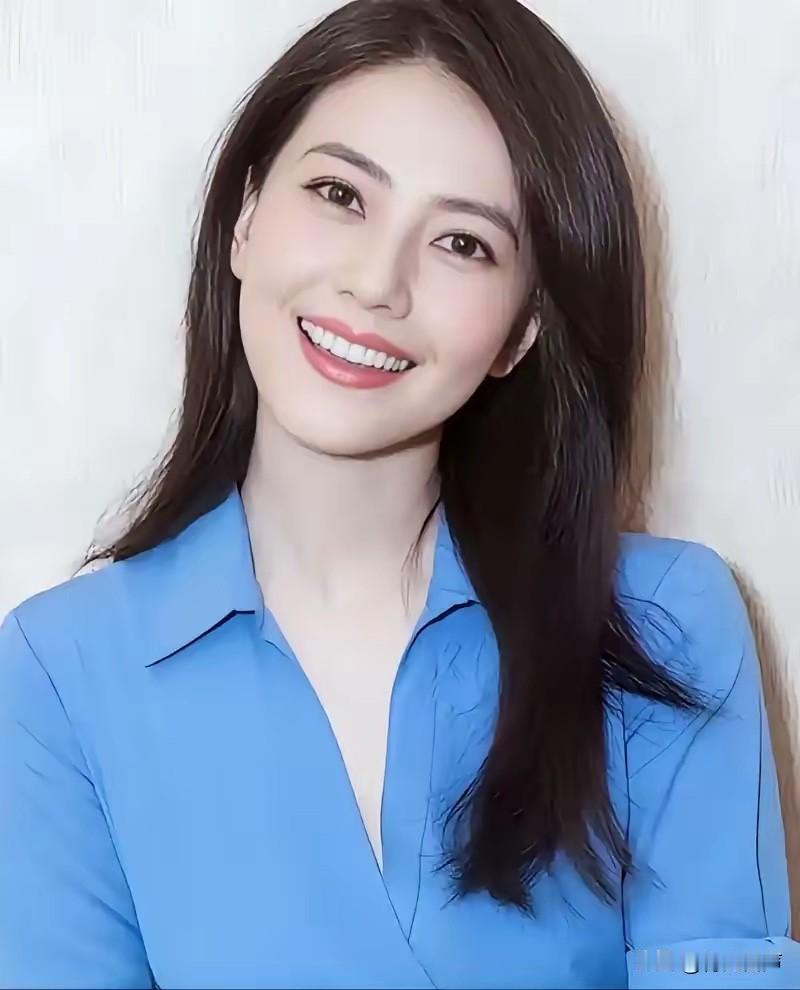2000年，出道不久的高圆圆迷恋上了张亚东，发起倒追。5年后，高圆圆问：你什么时
