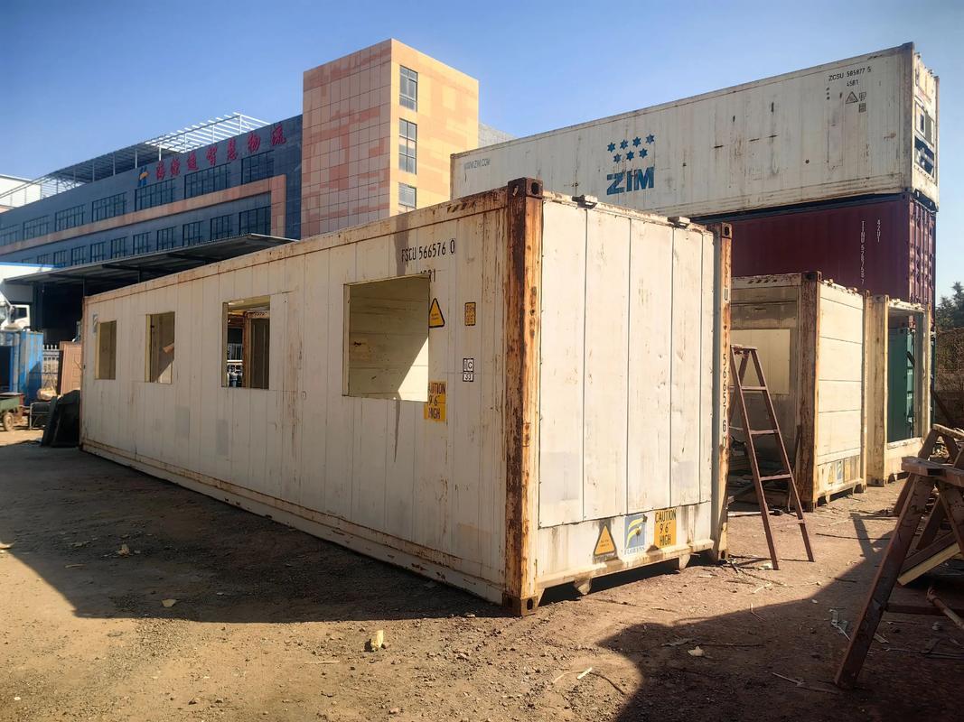 你在网上买过房吗，不是中介那种，是真下个单，工厂给做好，跨洋送上门，这玩意在美国