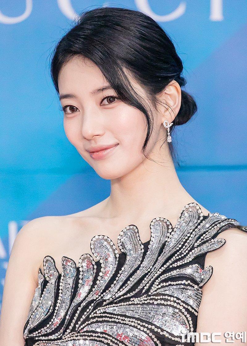 百想红毯 秀智🦢 [哇][哇][哇] ​​​
