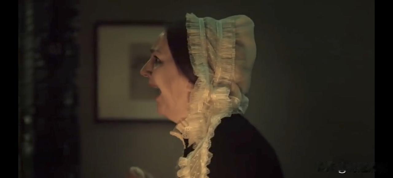 够惊悚！周杰伦新专辑《太阳之子》满屏西方暗黑符号，还自诩为神探再世！
 
暌违近