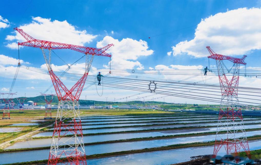 三峡水运新通道葛洲坝航运扩能主体工程开工。“绿电高速公路”要来了，烟威1000千