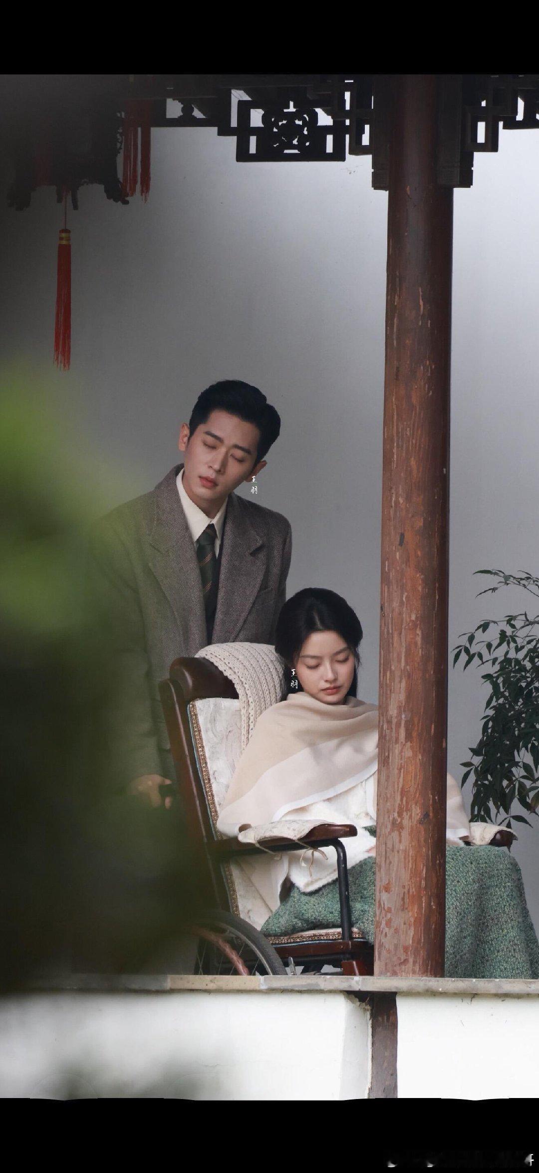 丞磊 徐若晗 《玉簟秋》同框生图 