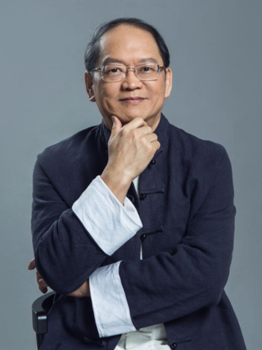 “如果所有人死的时候都把自己的财产带走，那么地球早都不存在了。”
傅佩荣老师讲课