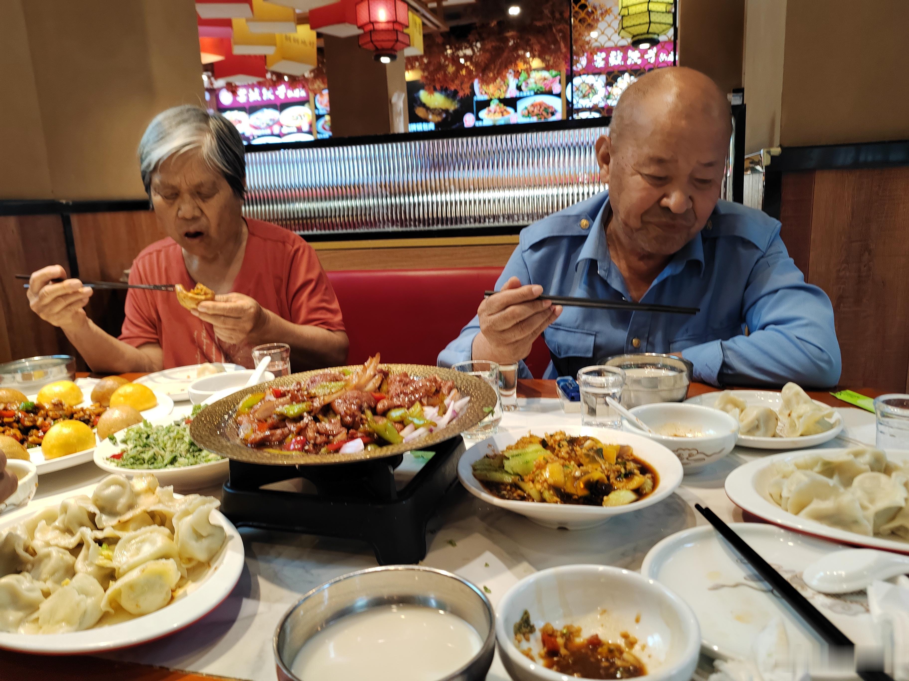 心之所向是故乡书声朗朗2026年第141篇匠心内容最远的路是归途，最深的念是亲人