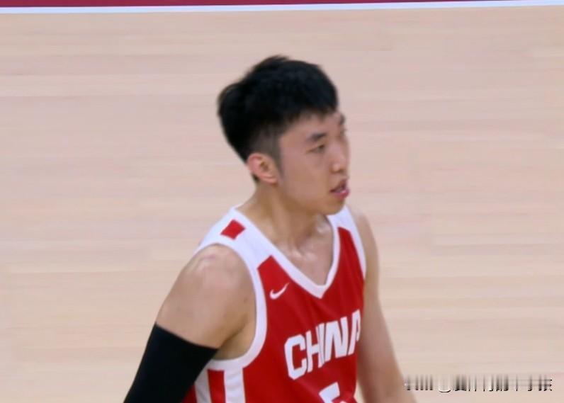 对于中国男篮国家队来说两场和澳大利亚男篮还有荷兰男篮的热身赛，虽然都赢的比分并不