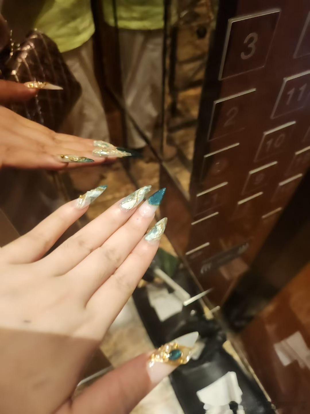 最近几天回来拍照了  ​​​