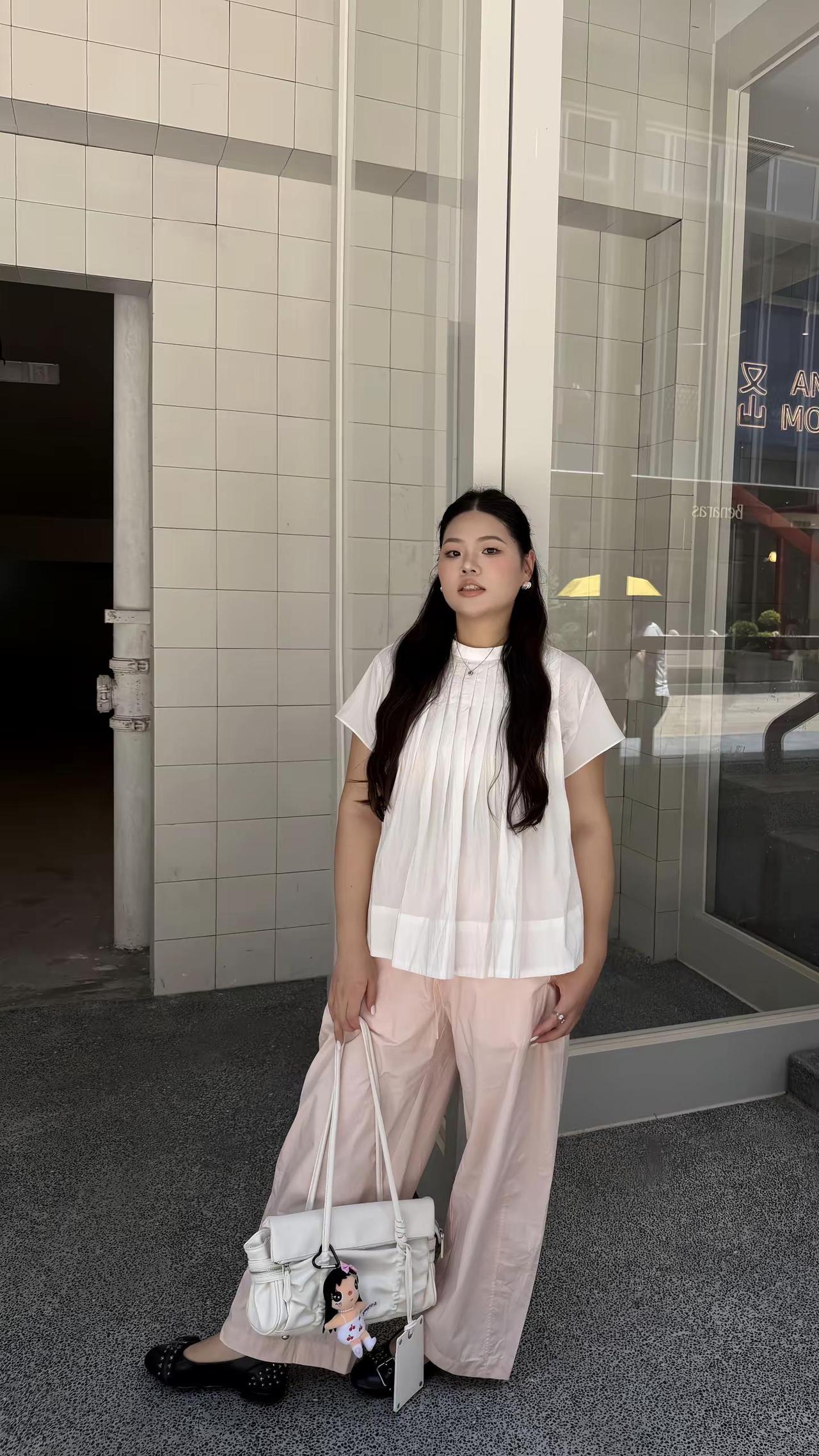无论做什么决定都是为了幸福。微胖穿搭 日常穿搭 简约穿搭 韩系穿搭