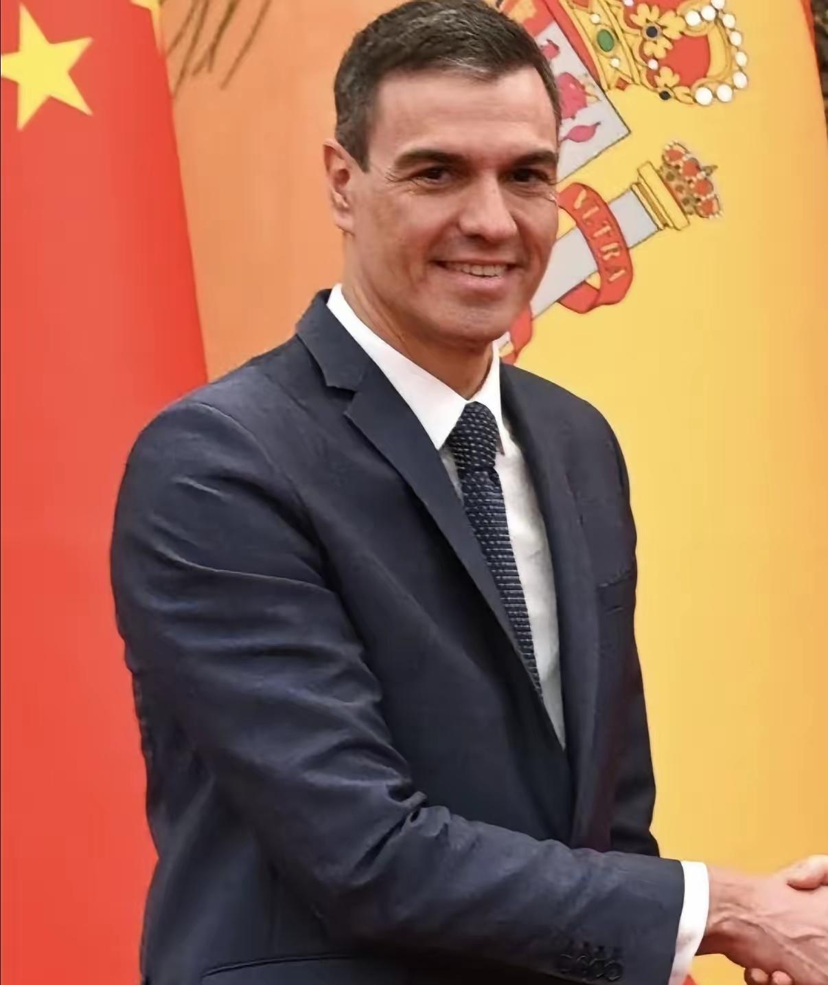 西班牙首相桑切斯最新表态，措辞相当直接。

他说，今天系统性违反国际法的国家，首