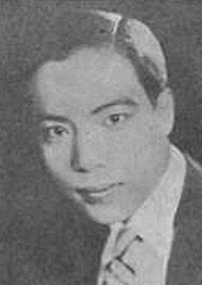 高威廉，男性，原名张云，曾是上海及香港的电影从业者和演员。他的银幕处女作为192