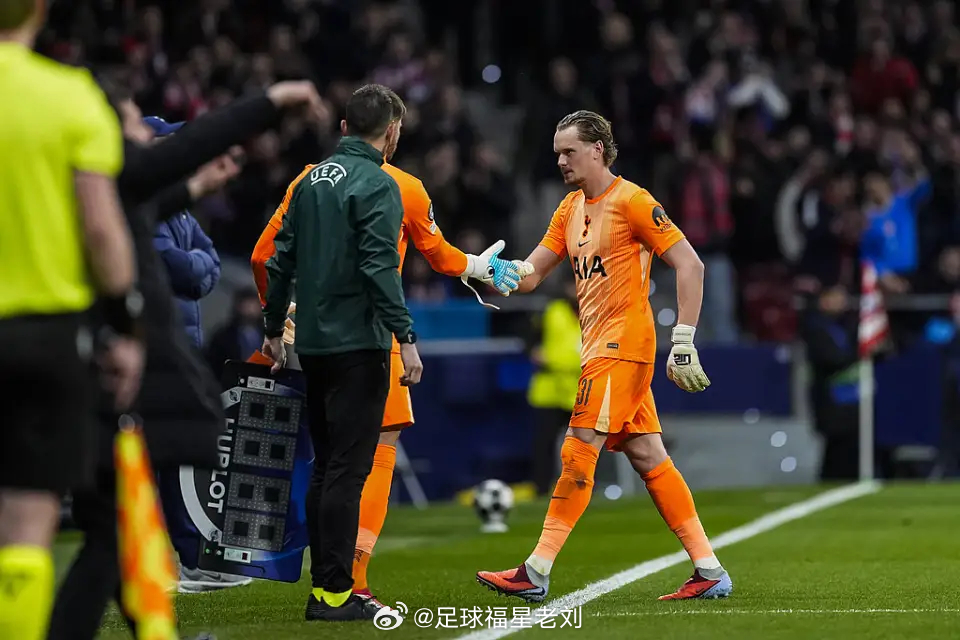 难求一胜，全线崩盘！6战2平4负，大比分失利过半，英超首回合彻底沦陷盛名之下，是