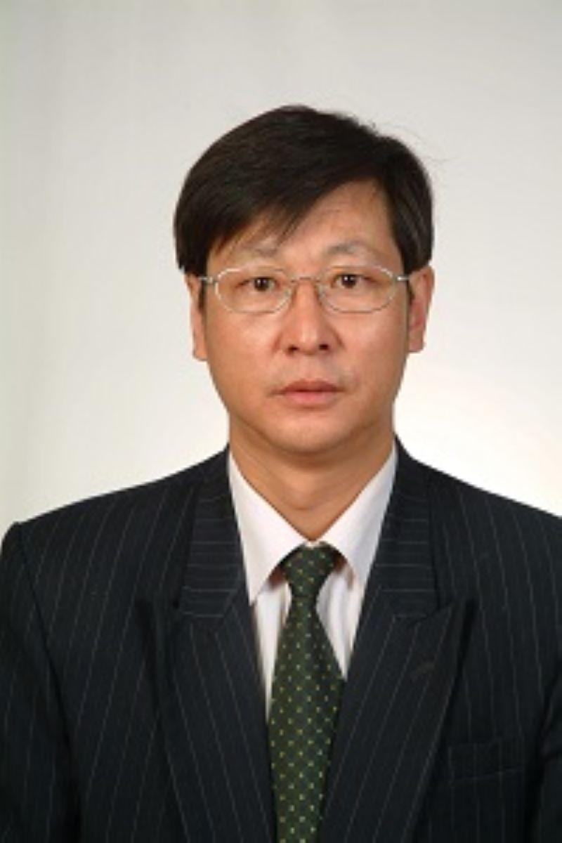 把课堂搬去田间地头！职教教授深耕三农，让技术扎根西北乡土
 
许斌，现任宁夏职业