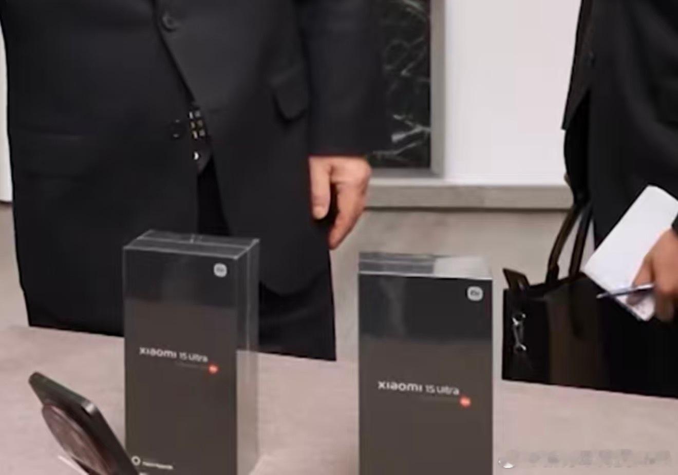 我的小米15Ultra成国礼了[笑而不语]小米真排面了正儿八经的全球机型，中国智