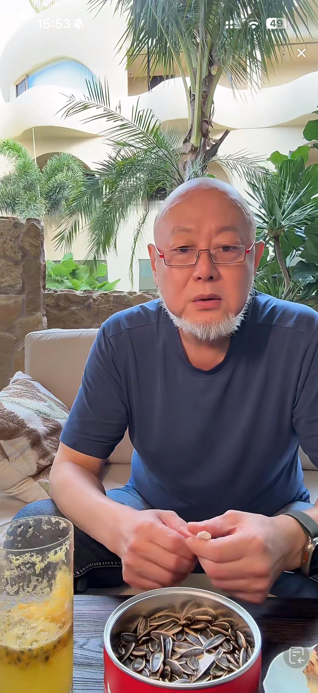 看我刷到了谁好久没见了唱「大花轿」的火风我差点没认出来..[笑cry]状态还可以