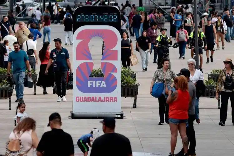 96年世界杯史首次三国合办，绝不是因为美国办不起。

即将开幕的2026美加墨世