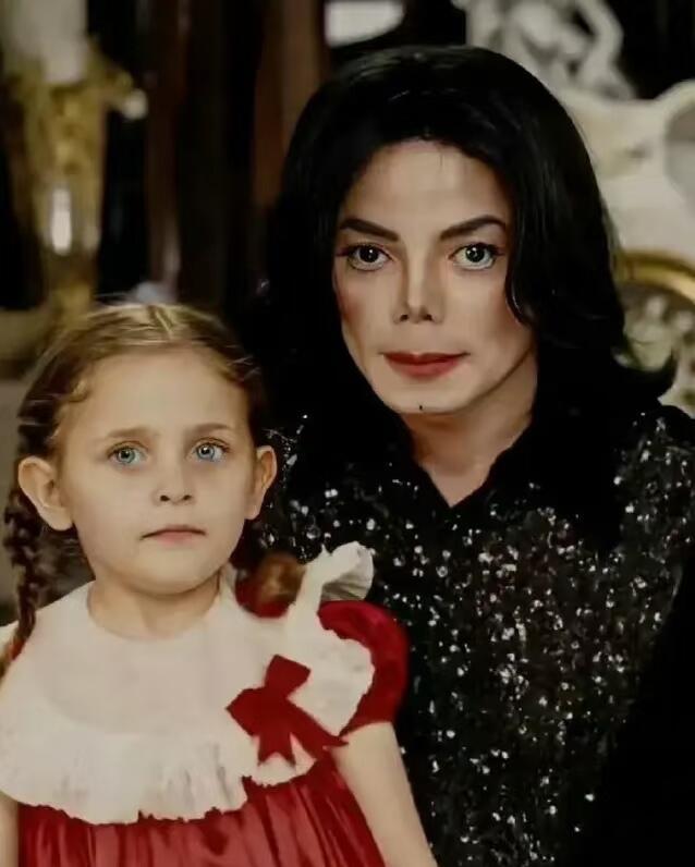 迈克尔杰克逊女儿这气质太顶了 