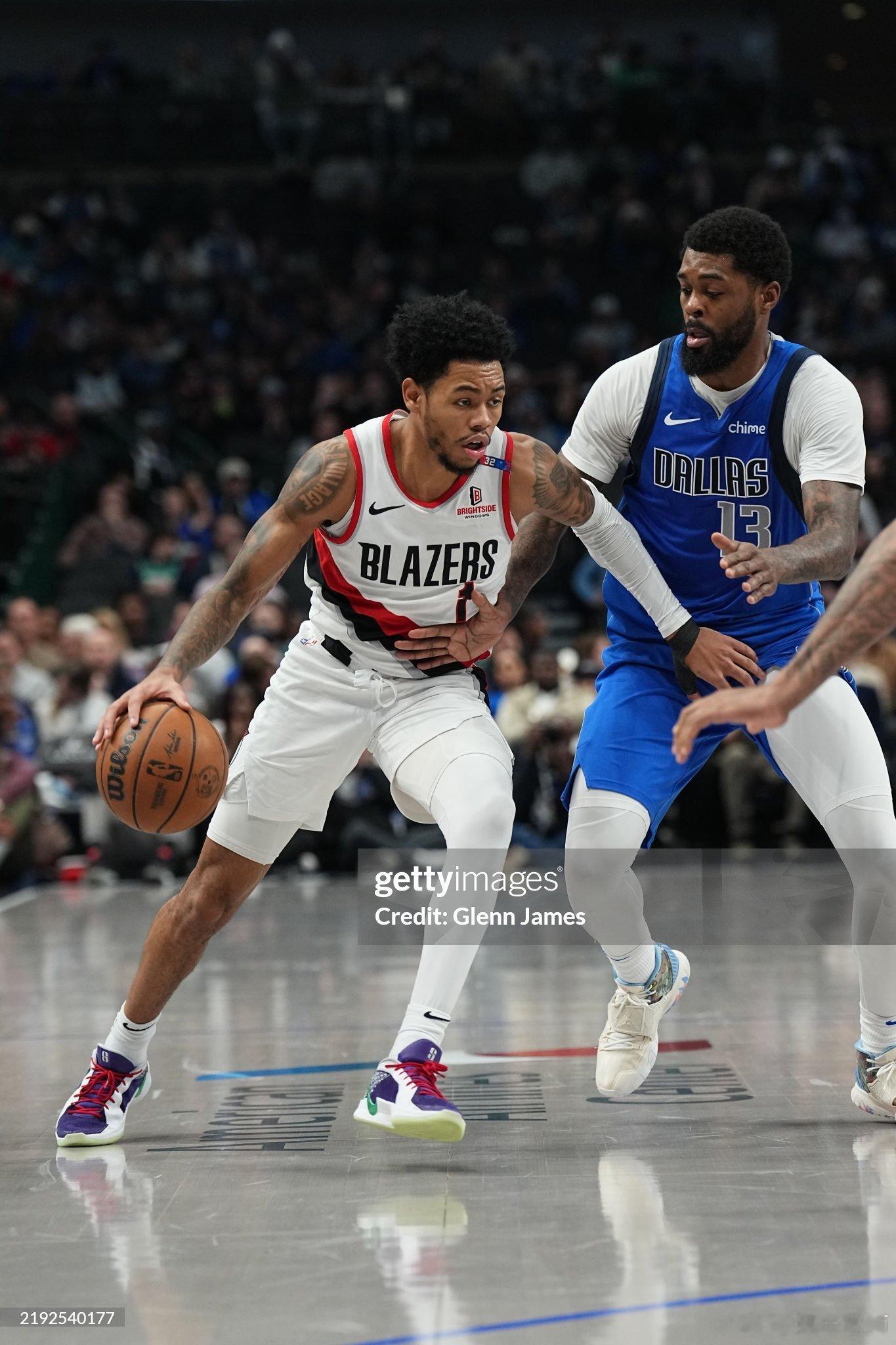 MFFL 来自Marc Stein的消息。达拉斯已成为西蒙斯的潜在下家。湖人交易