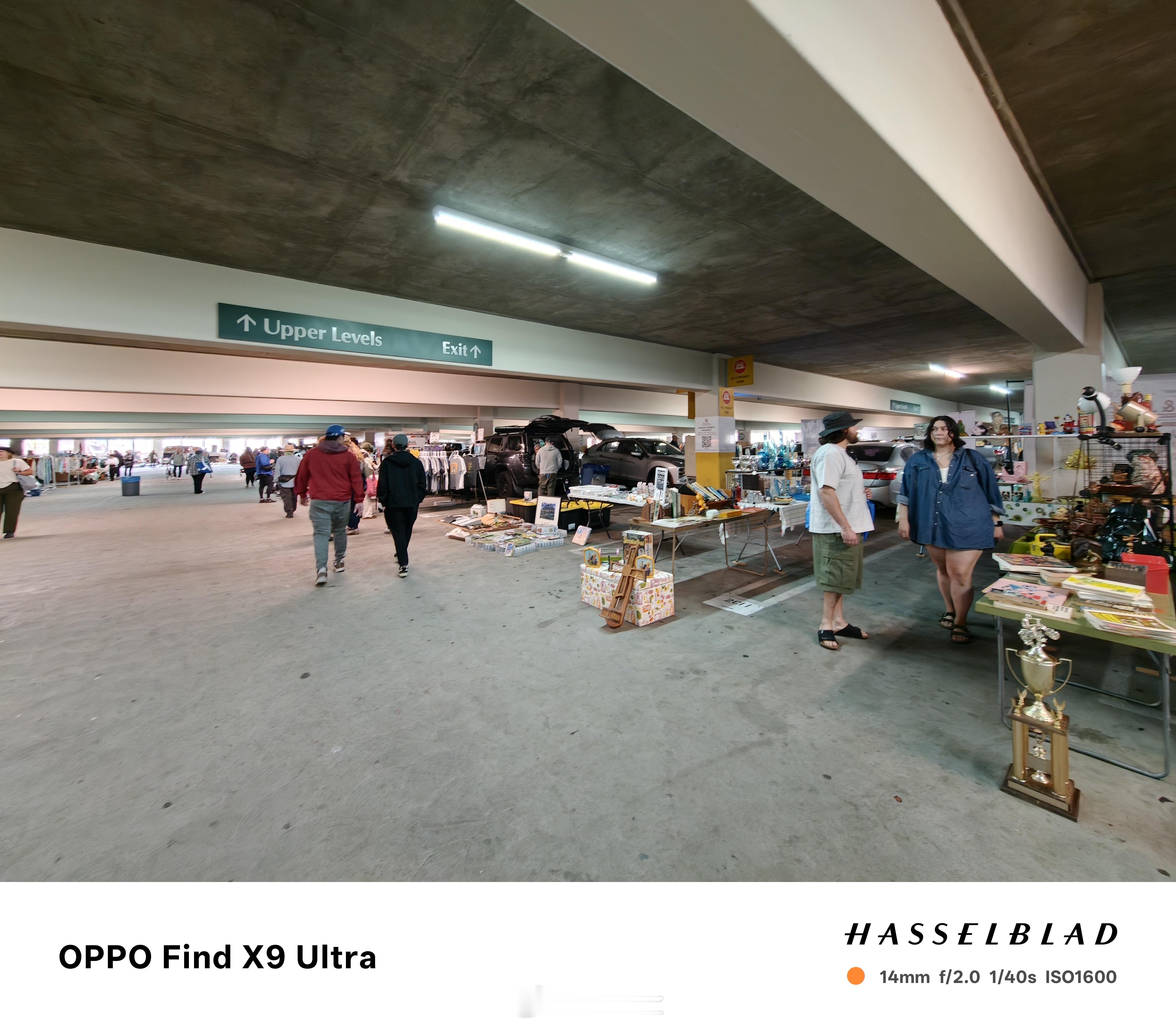 去了趟洛杉矶这边规模很大的跳蚤市场，本来想捡漏的，结果看下来没有任何购买欲望，都