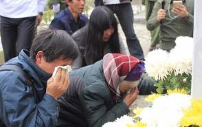 1979年，战士王发坤在对越自卫反击战中壮烈牺牲。28年过去了，当妻子得知他的葬