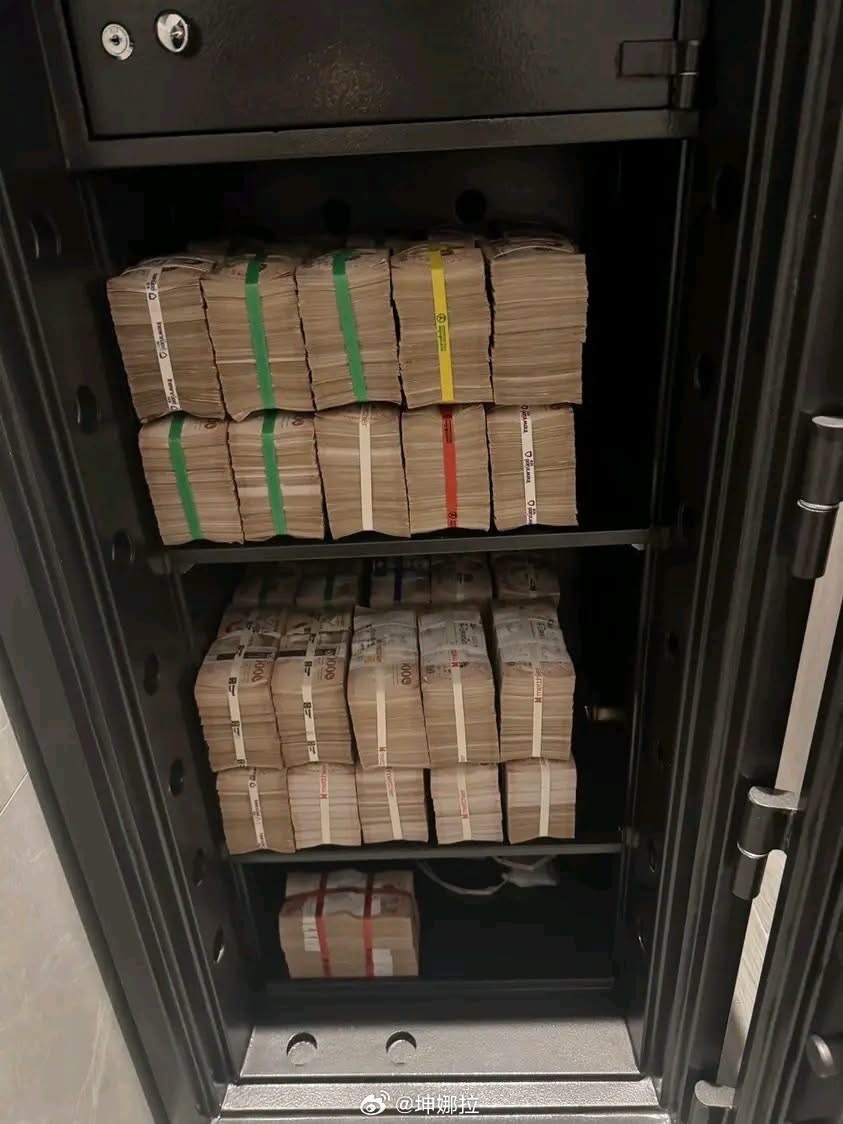 曝泰星涉嫌诈骗 某泰星及其兄长被指涉外汇投资骗局 涉案金额高达6200万泰铢近日