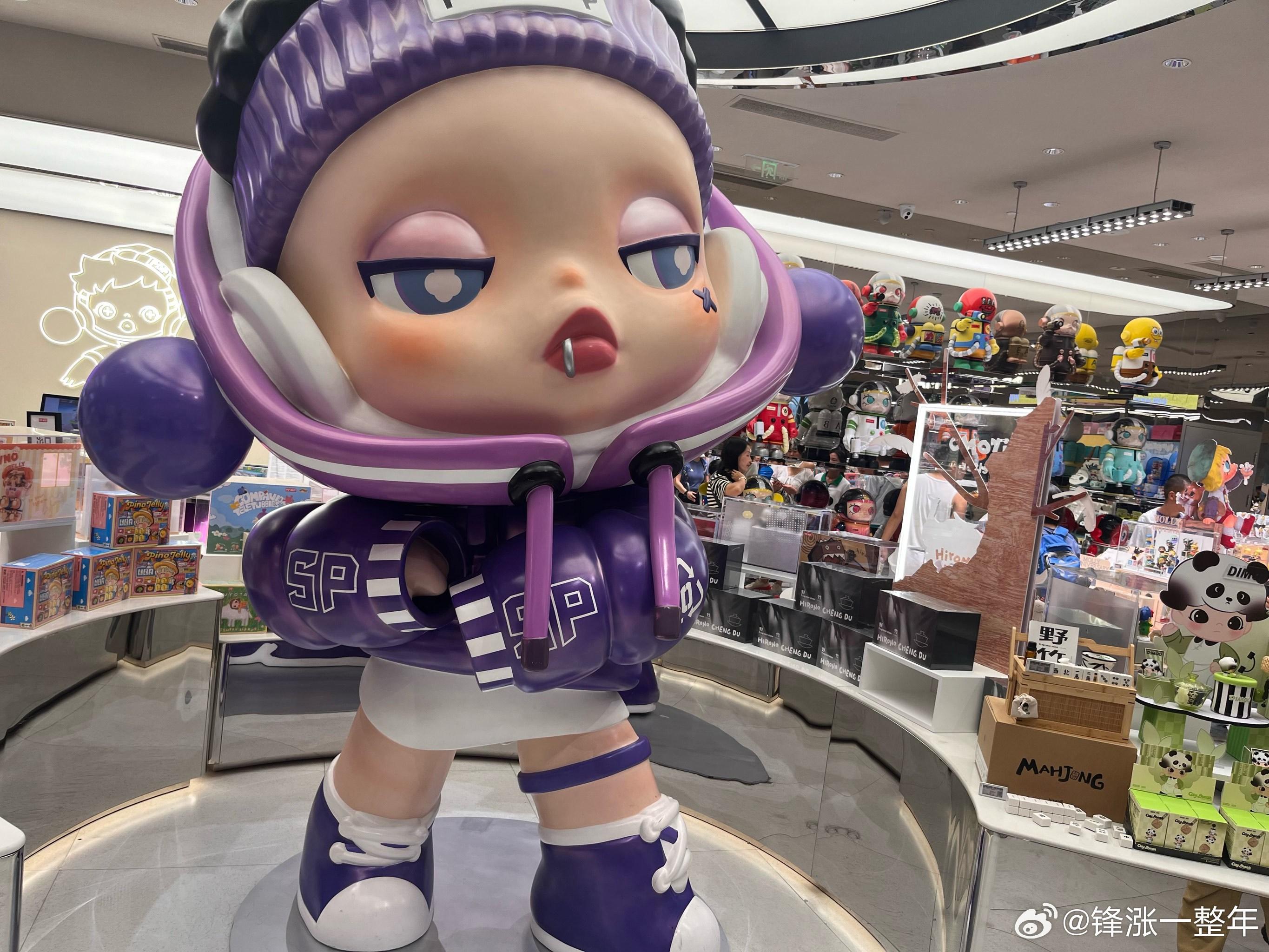 Labubu补货后二手报价腰斩 物以稀为贵，现在拼命的上货，二手市场崩盘就正常了