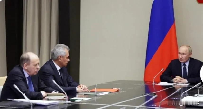 乌克兰惨了
惹怒了普京总统
俄罗斯🇷🇺会不会马上大规模报复？
俄罗斯总统普京