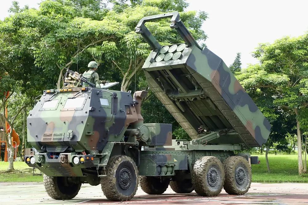 美国务院“强烈抗议”中国对参与武装台湾的20家美国军工相关企业及10名高级管理人