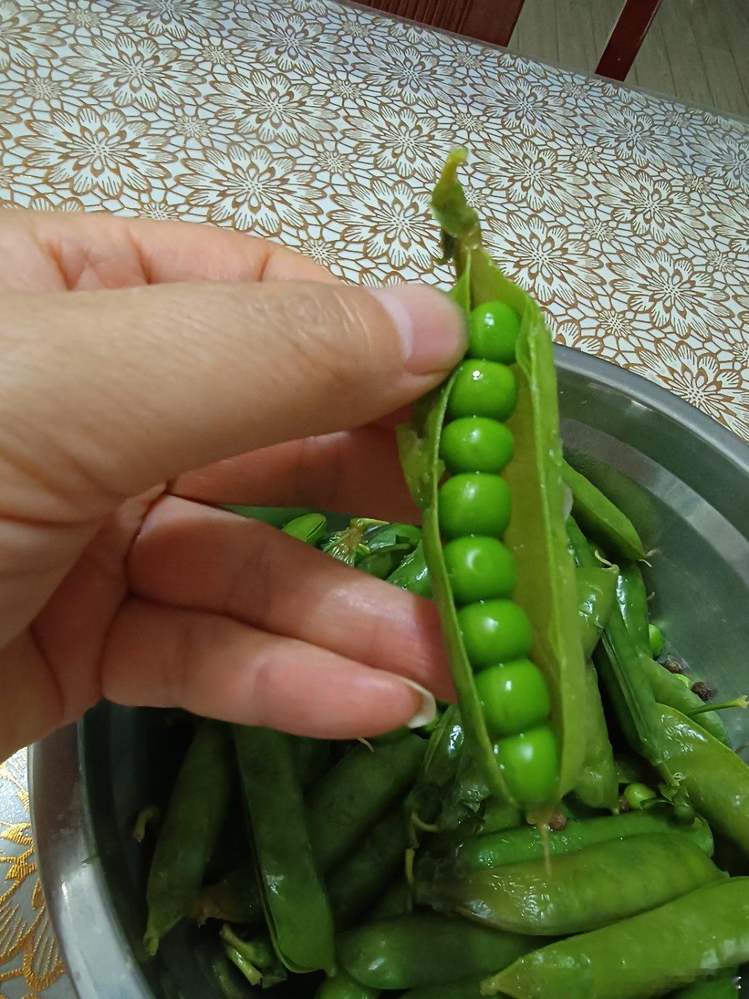 这两天的豌豆真嫩啊，只煮了20分钟已经面了，好吃我的美食日记