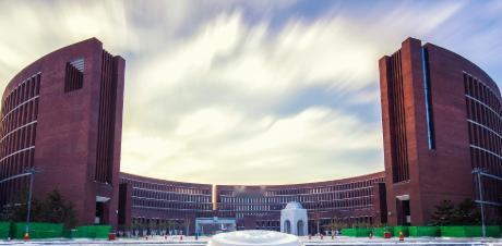 大连交通大学值不值得报？2026考生必看，关乎饭碗的硬核干货！
孩子，大连交通大