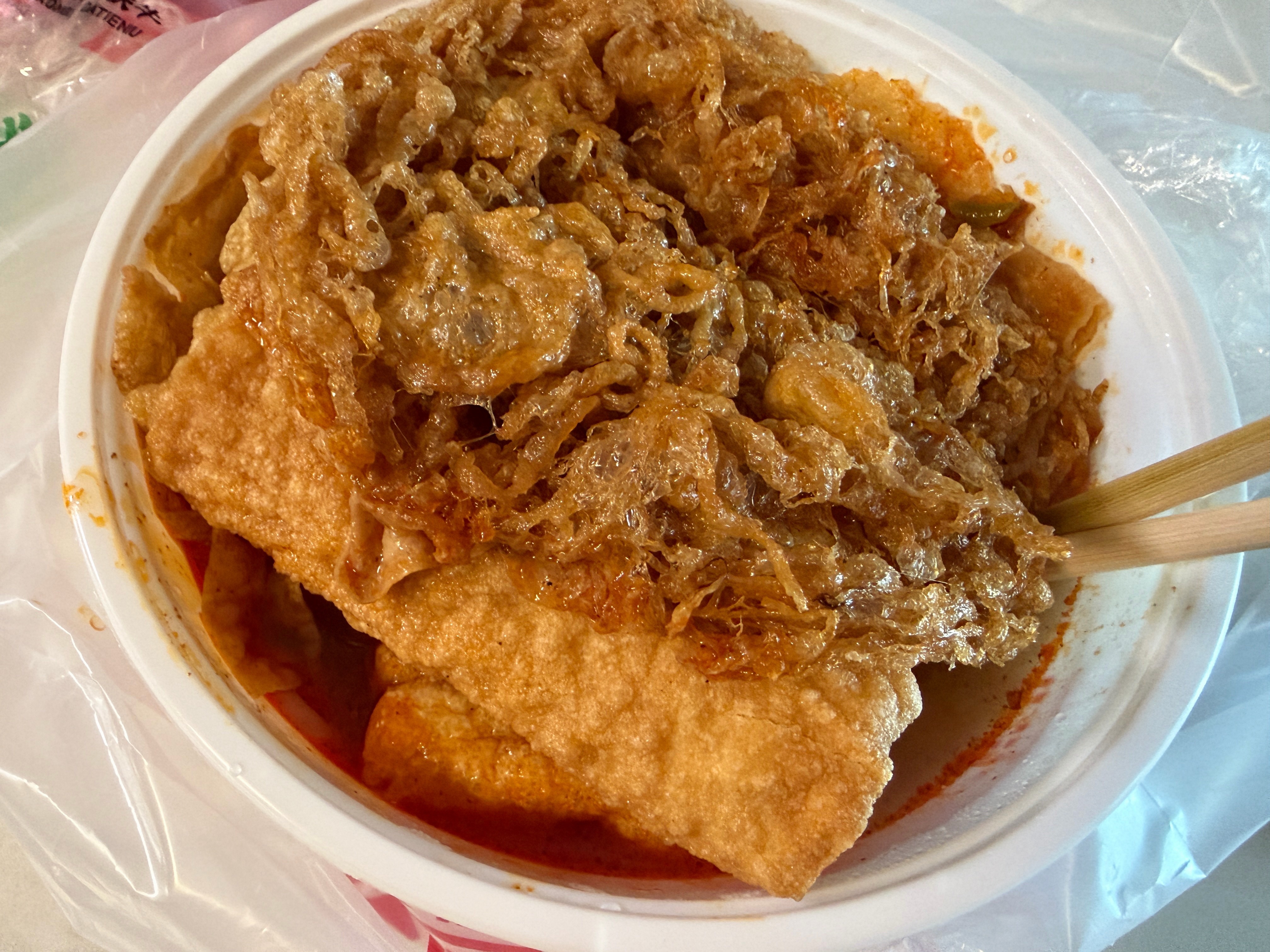 大铁牛你让我失望了，我点的中辣，一点也不辣啊，而且老板你这个腐竹不帮我切一下吗，