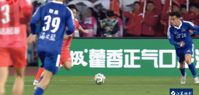 半场盐城0-0宿迁！祁睿内切造险，殷俊飞身神扑拒绝杀苏超 盐城vs宿迁 苏北德比