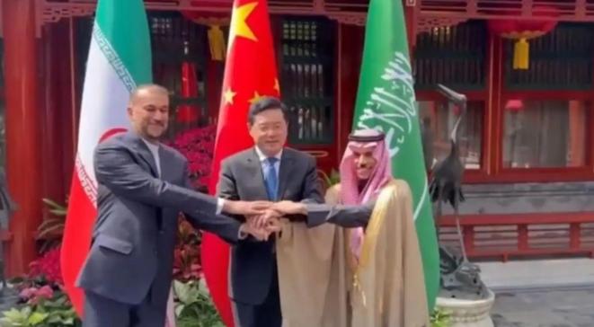 4月12日，英国《每日电讯报》曝出埃尔多安威胁入侵以色列的消息，称其表态若巴基斯