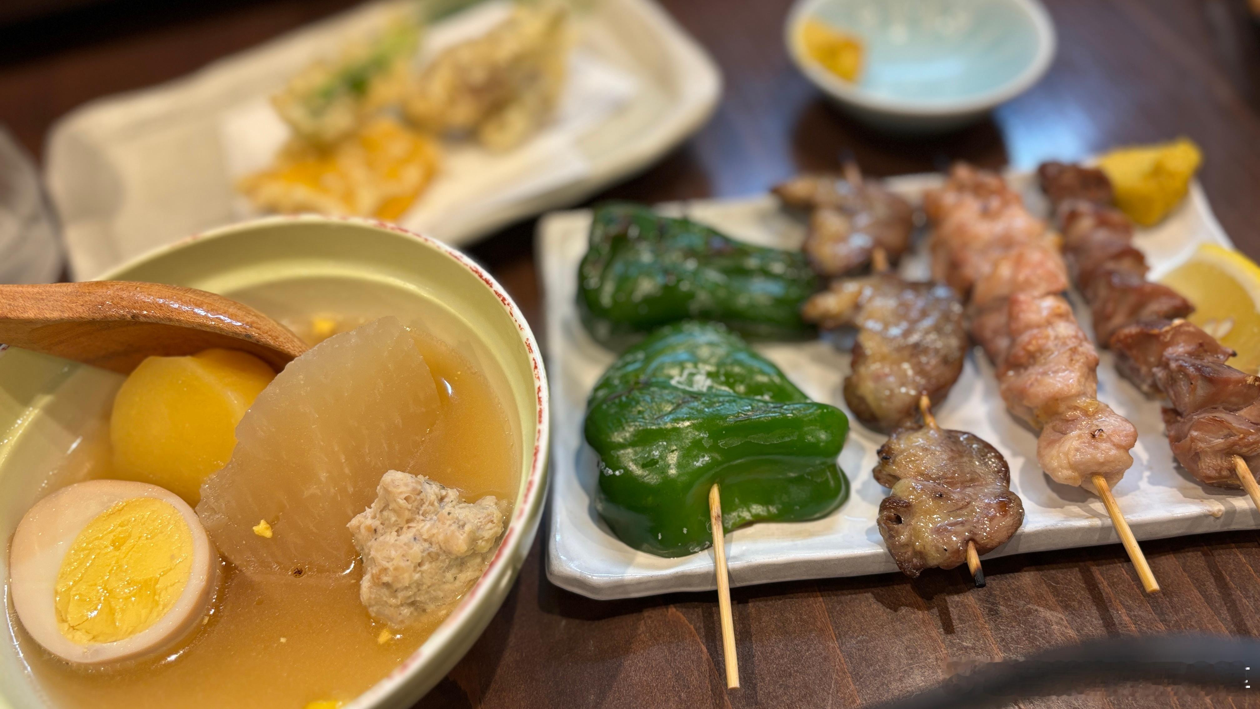 夏天吃外卖特别注意食品安全‼️外卖从送出来到吃上，不要超过一个小时‼️夏天如果不