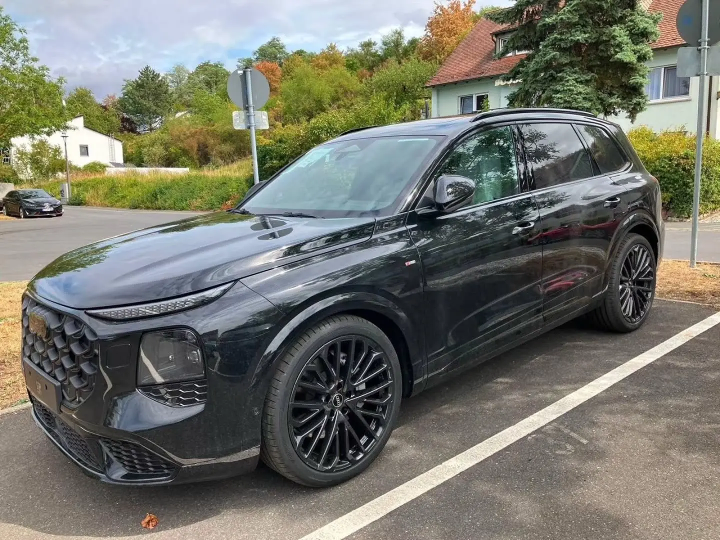 全新奥迪Q7 3.0TDl quattro 299hp