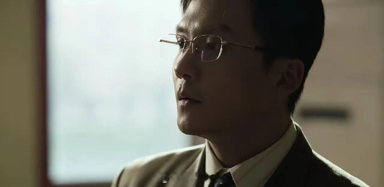《真心英雄》陈书平是真的狠，为了保护情人敢对正妻下手，最后只能是鸡飞蛋打、一无所