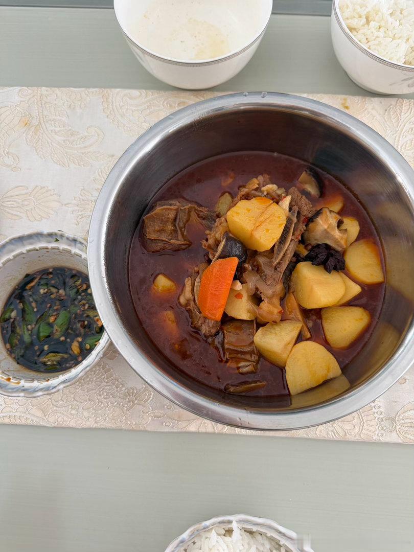我的和闺女的午饭🥣 