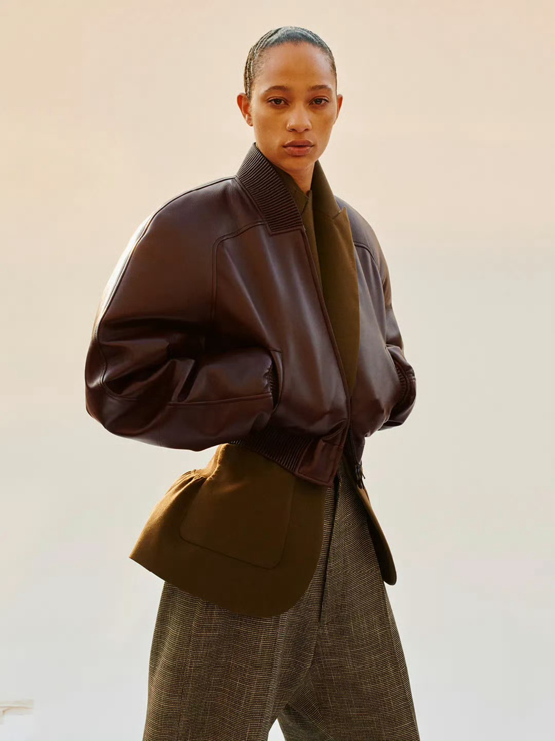 Phoebe Philo 发布同名品牌D系列 ​​​