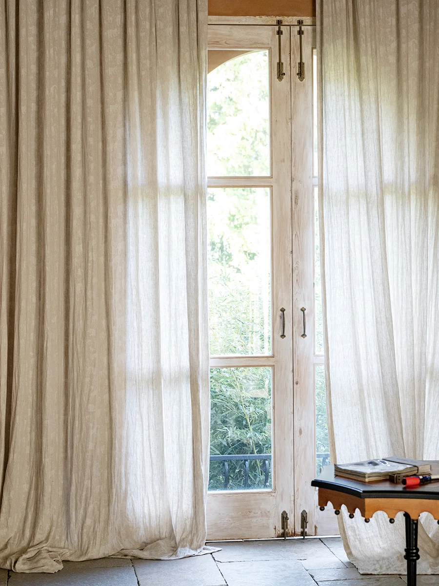 是自然而然的皱丨纯亚麻丨窗帘