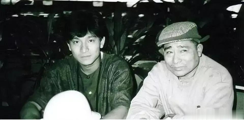 #刘德华父亲逝世# 刘德华父亲刘礼传出离世消息，华仔今午（23日）在「华仔天地」
