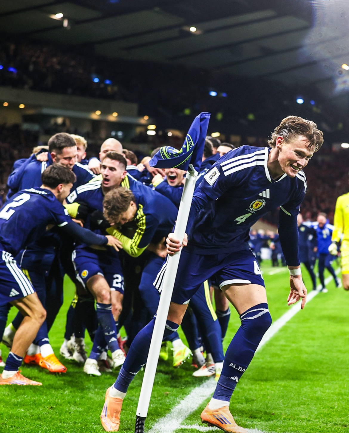 🏴󠁧󠁢󠁳󠁣󠁴󠁿喜欢麦克托米奈的朋友们……🚩角旗杆不是不能拔，但要