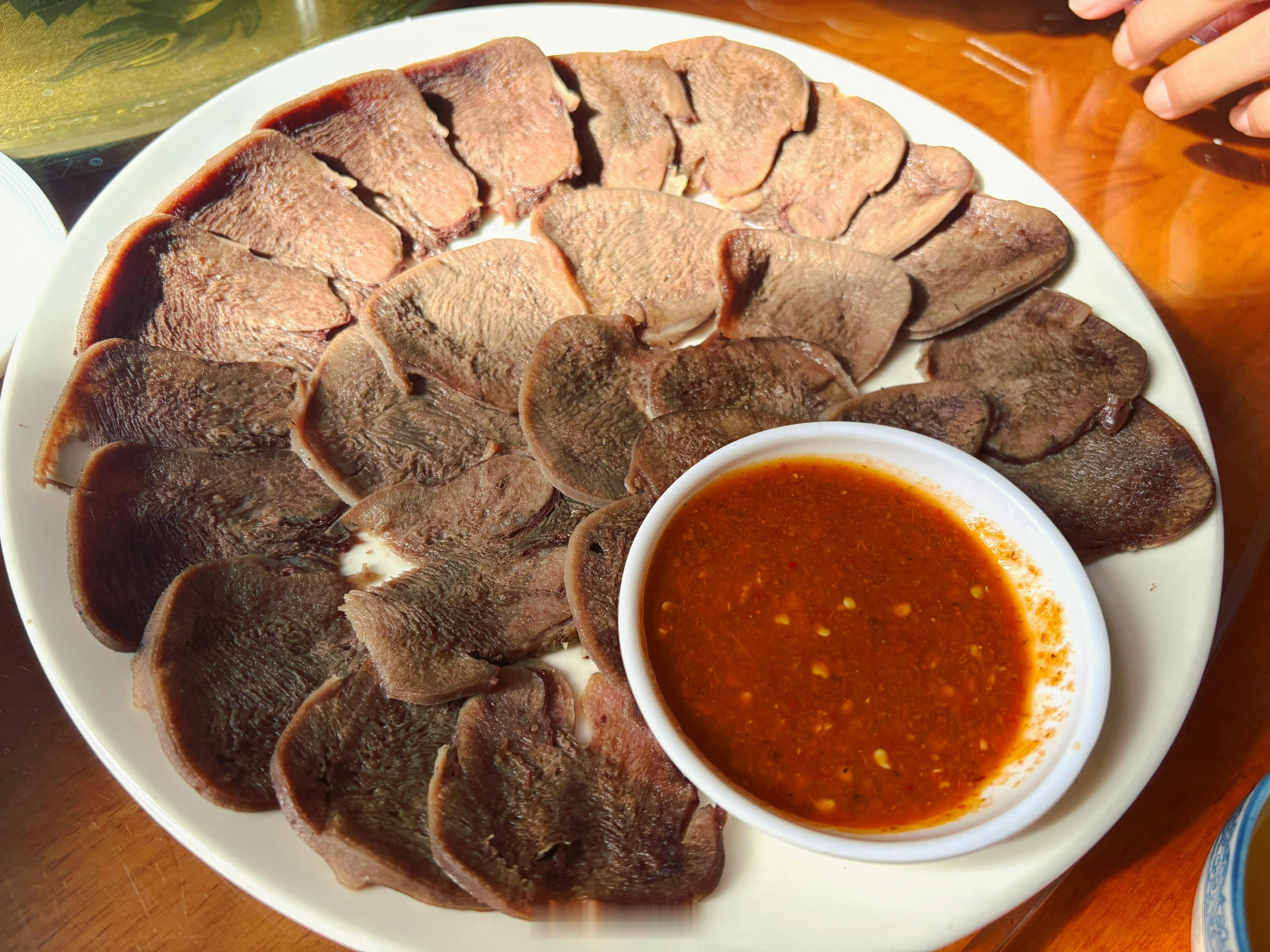今晚的藏餐，小伙伴们都说好吃。 日喀则·定日县