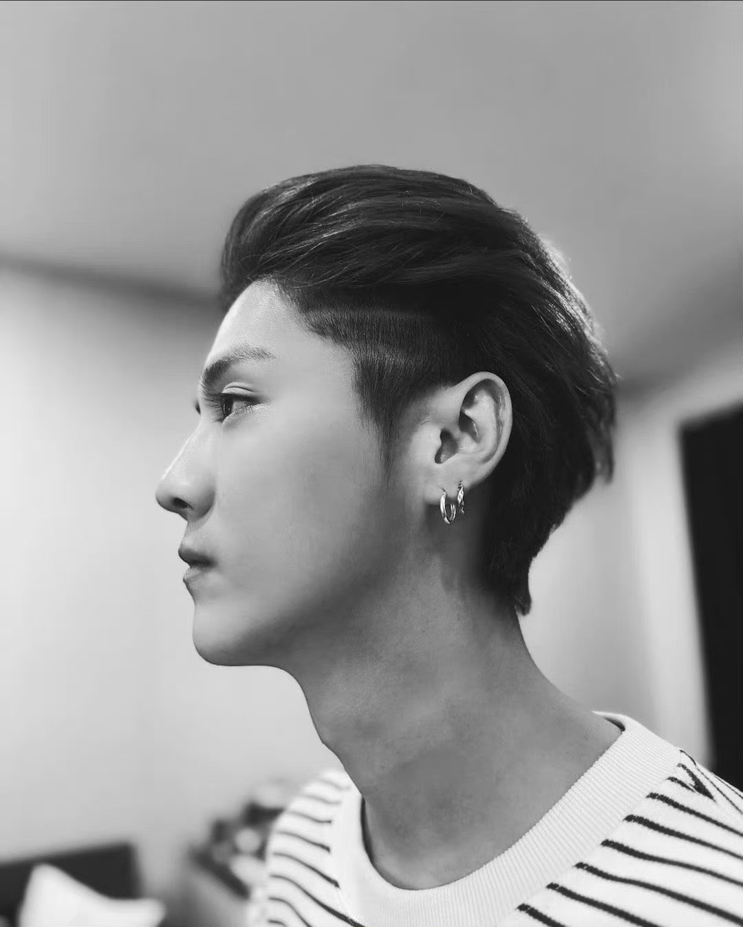 Woc鹿晗这大背头 哥是不是在准备四巡了！！！ ​​​