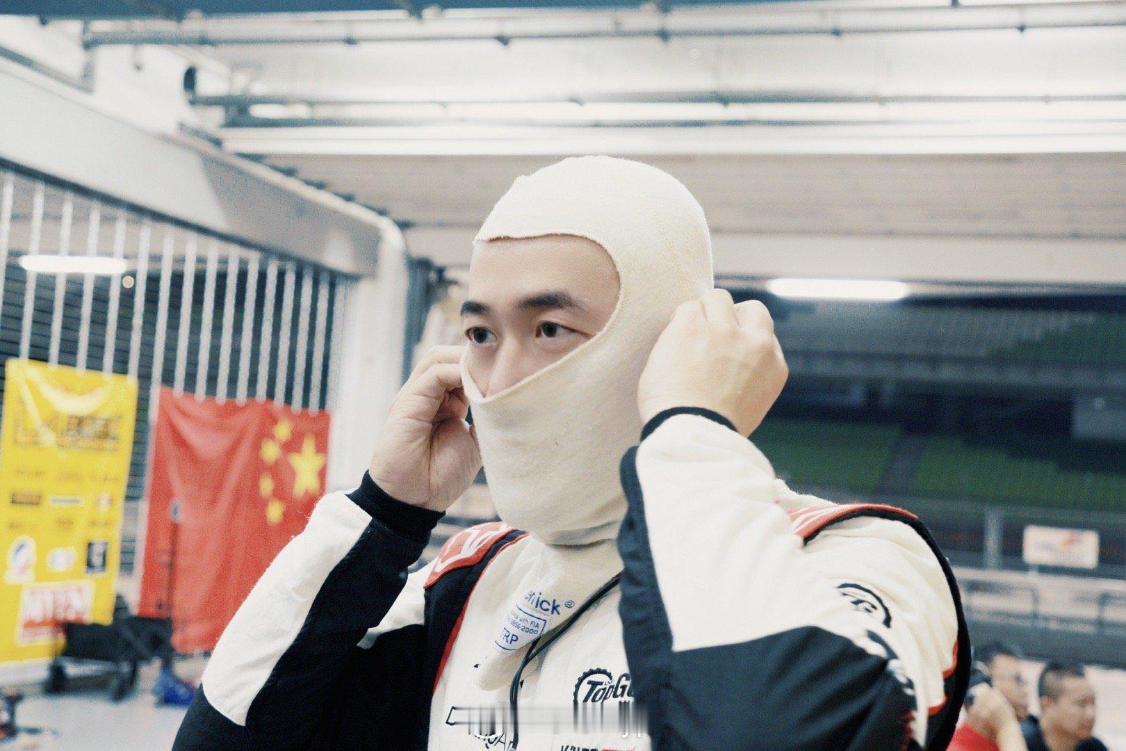 感谢🇲🇾Sepang摄影师，记录下我们团队第一次的24小时耐力赛大v聊车赛车