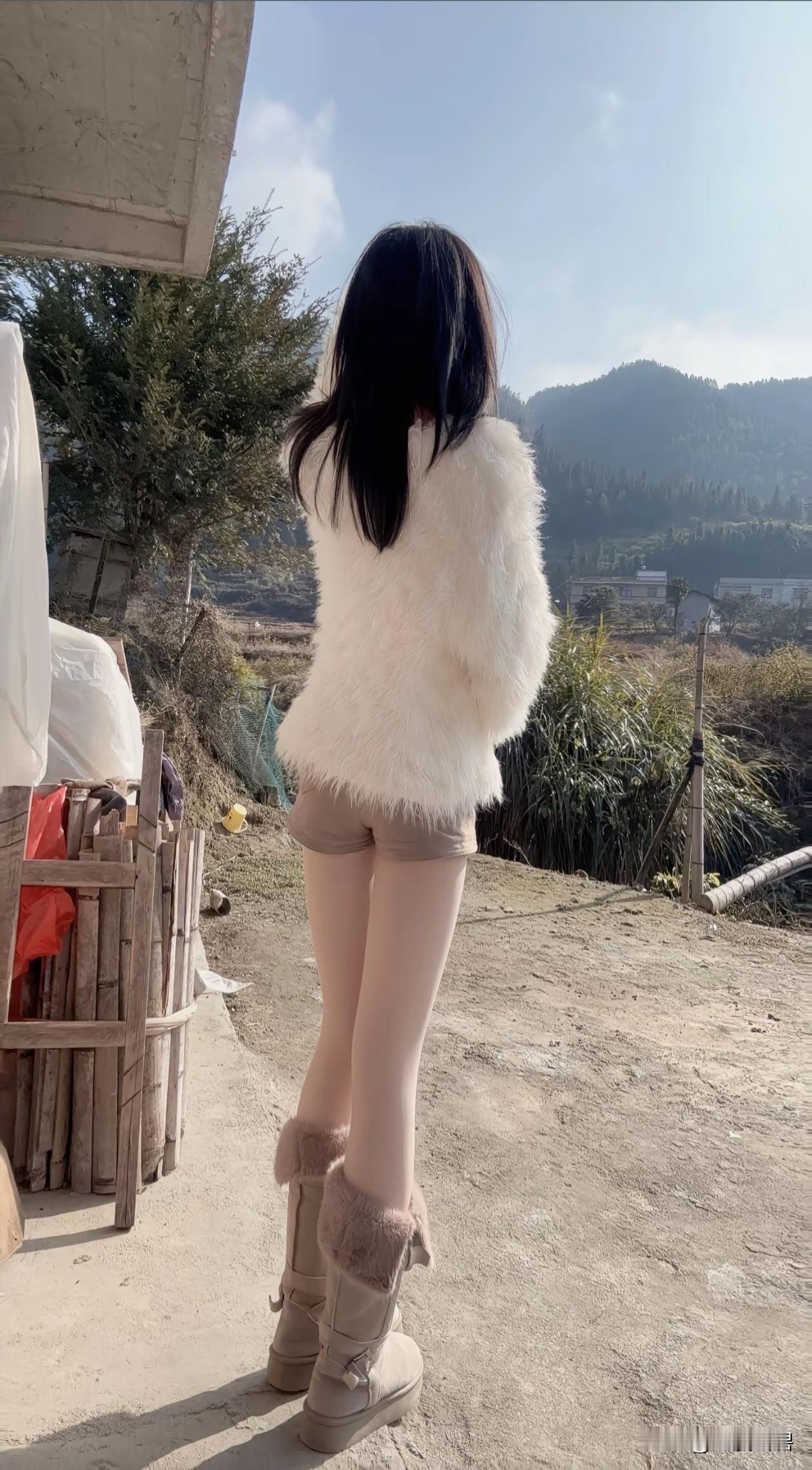 可惜你不是湖南人，不然下个月就可以一起回家了