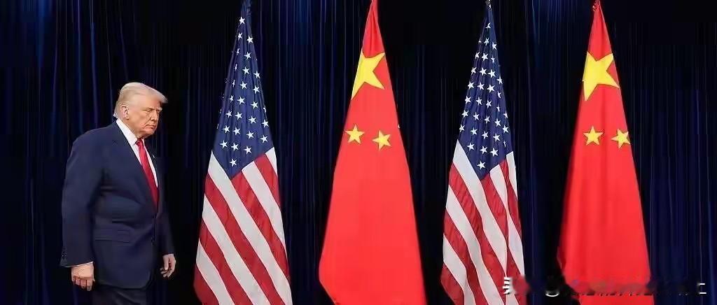 网传特朗普在宴会上说说 :中国发展太快、太成功了，我非常尊重中国的成就。美国不嫉