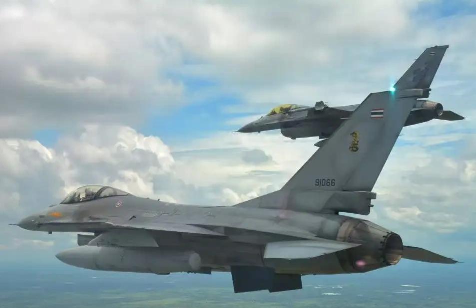 在这次柬泰冲突中，泰国的F16竟然可以出动。可在57印巴控制中，巴基斯坦的F16