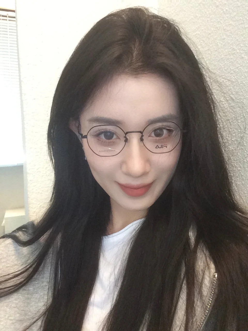 高智感🤓戴眼镜的反差