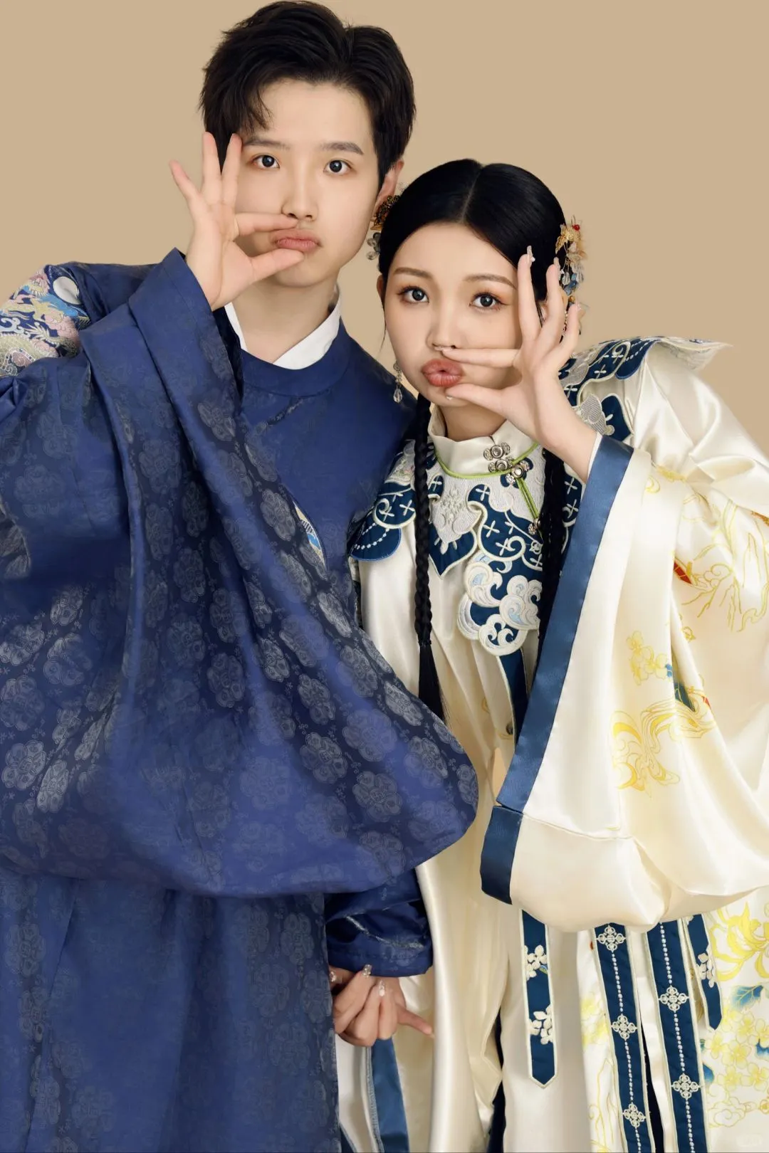 武汉婚纱照/🍃复古风婚纱照