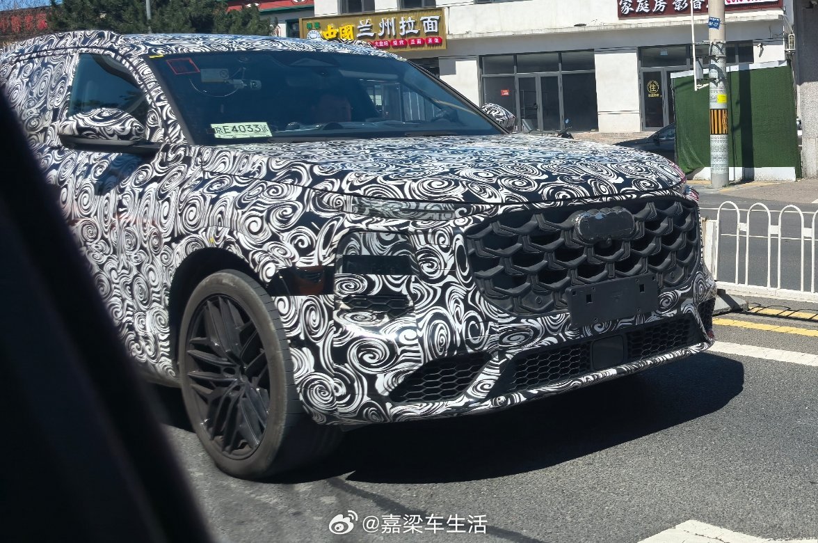 今天偶遇一辆奥迪Q9，应该是最大的奥迪了李斌回应50万买宝马还是买蔚来奥迪Q9