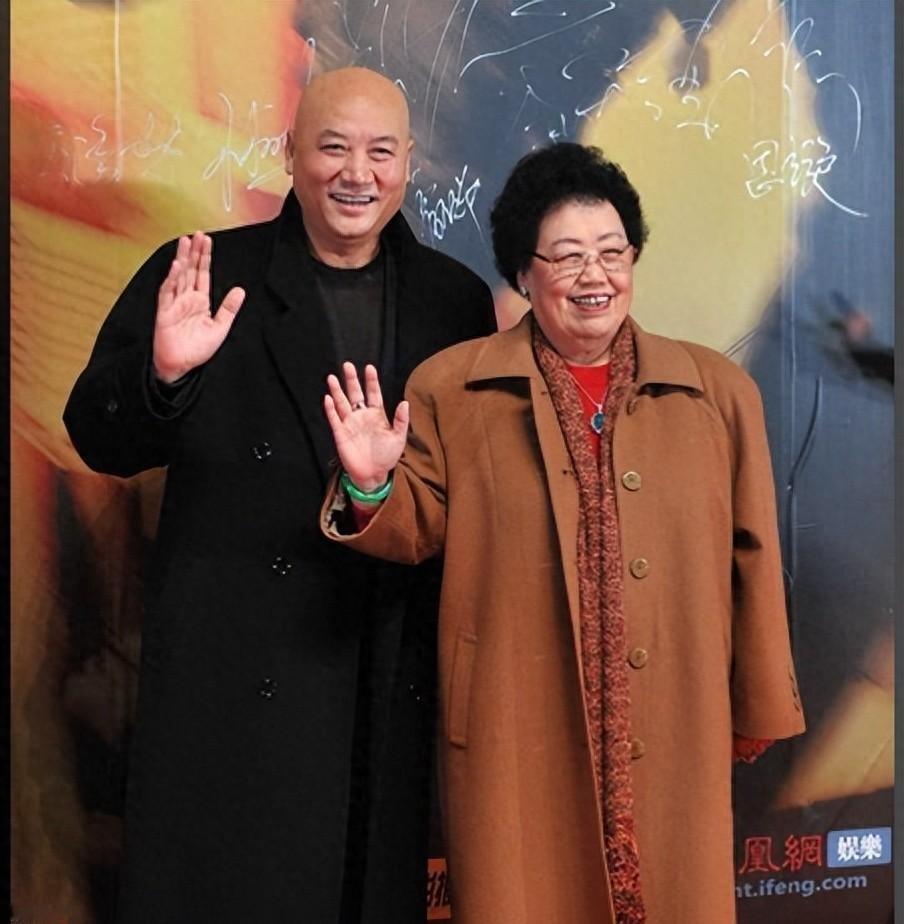 2026年4月，北京。随着“紫檀女王”陈丽华以85岁高龄辞世，整个商界和社交媒体